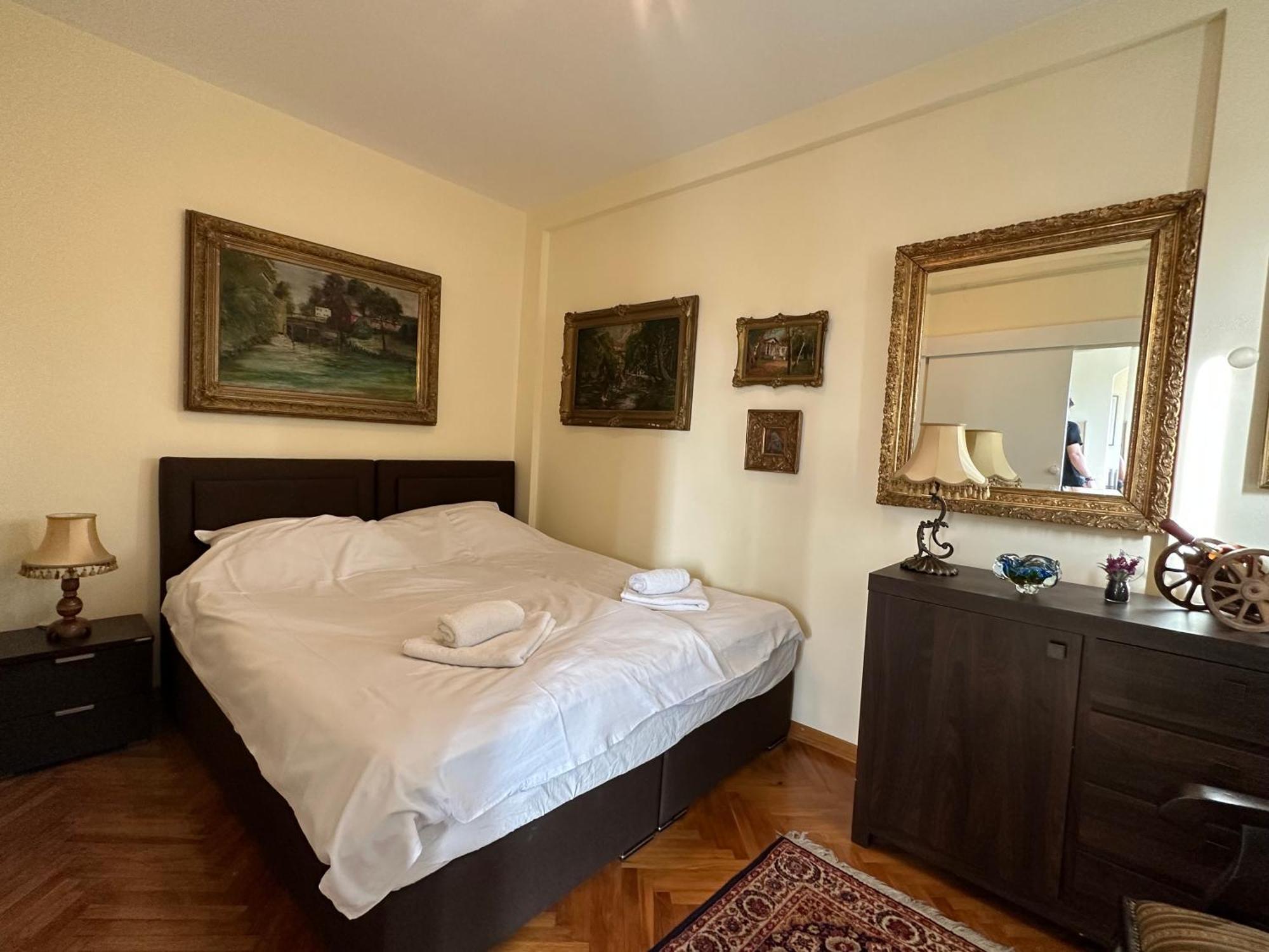 Vintage Delight Apartment Vracar Hram Sv Save Beograd Ngoại thất bức ảnh